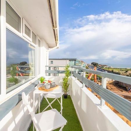 Breath Taking Sea View 2 Bedroom Sleeps 6- Parking บอร์นมัธ ภายนอก รูปภาพ